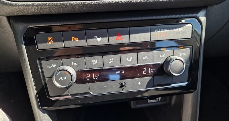 Volkswagen T-Cross cena 68900 przebieg: 61552, rok produkcji 2019 z Namysłów małe 562